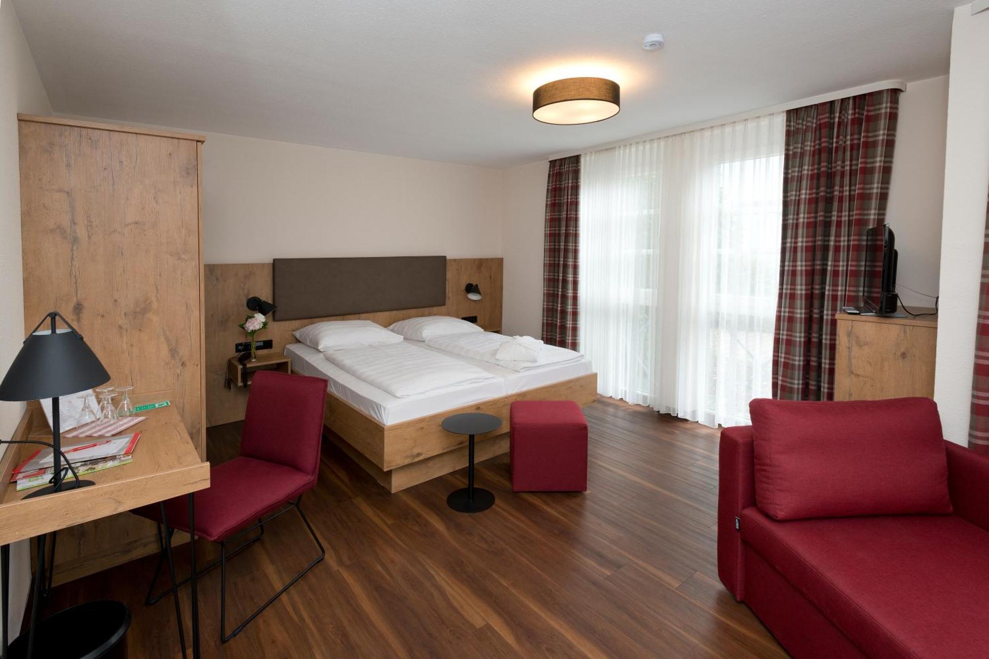 Landhotel Gasthof Krone Kupferzell Exterior photo